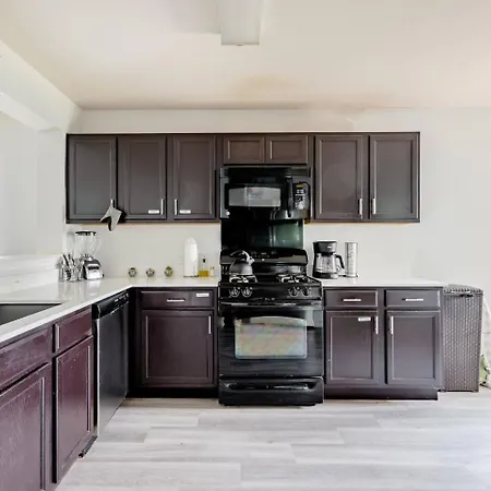 Serenity Home Near Downtown & Airport Austin Exterior photo