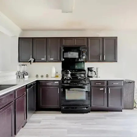 Serenity Home Near Downtown & Airport Austin Exterior photo