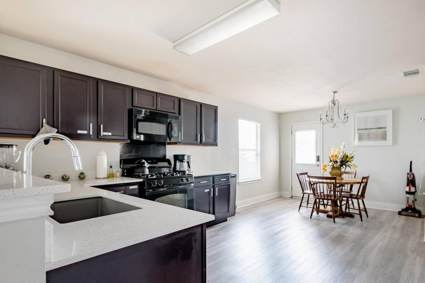 Casa vacanze Serenity Near Downtown & Airport Austin