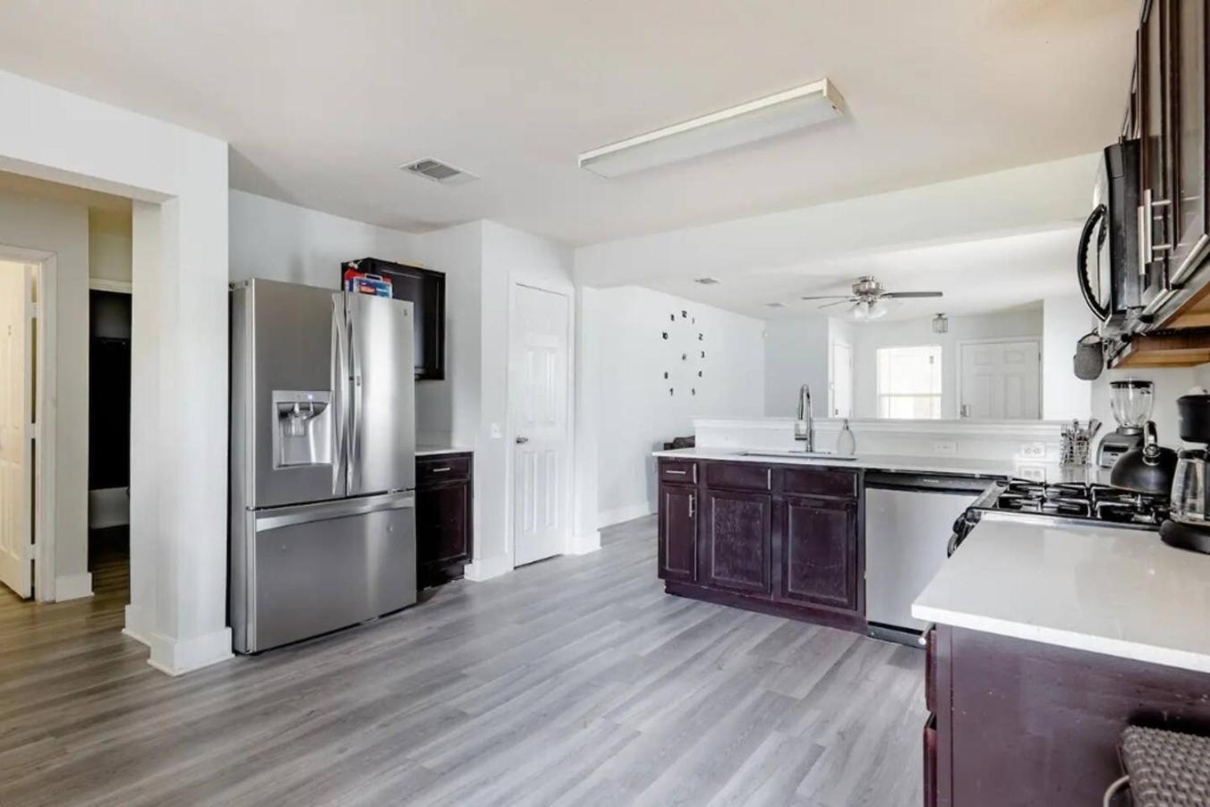 Serenity Near Downtown & Airport Casa vacanze *